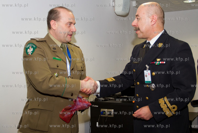 Wojewoda pomorski  przekazal Morskiemu Oddzialowi Strazy...