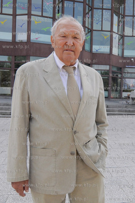 Prof. dr. inż. arch. Jozef Chmiel  - architekt, wspolautor...