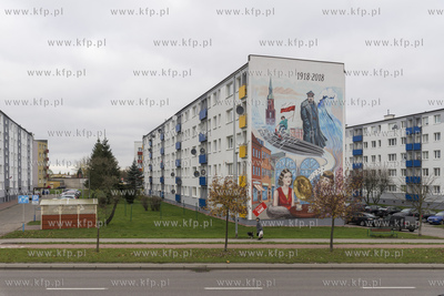 Starogard Gdański,Mural na osiedlu Kopernika nr 3710.11.2019Fot....