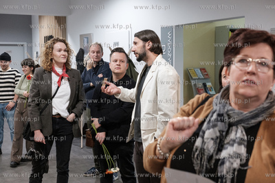 Gdansk. Wernisaż wystawy „Sezon” - WiMBP filia...