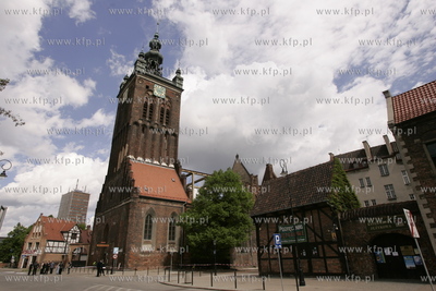 Kosciol sw. Katarzyny w Gdansku po pozarze.
23.05.2006
fot....