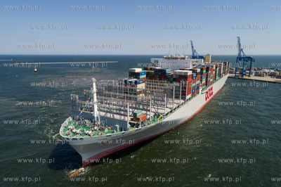 Do DCT Gdańsk zawinął największy kontenerowiec...