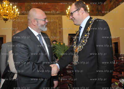 Gdansk. Ratusz Glownomiejski. Uroczysta sesja Rady...