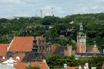 Gdansk.Widok z wiezy kosciola sw. Jana w kirunku Dworca...