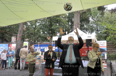 Festyn charytatywny Zeszyt dla Ucznia odbyl sie tym...