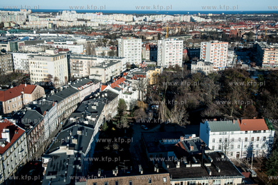 Gdańsk Wrzeszcz. Widok z podnośnika z Komendy Wojewódzkiej...