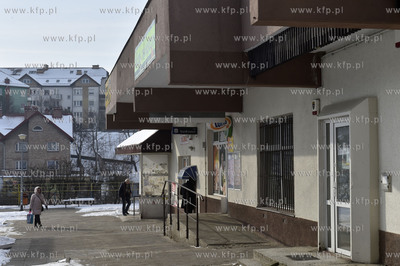 Gdynia. Sklepy na Karwinach. 03.05.2018 fot. Maciej...