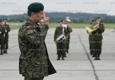 Gdansk. Lotnisko im. Lecha Walesy.
Uroczystosc pozegnania...