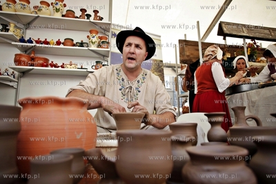 Gdansk, Dlugi Targ. Pomorskie smaki to pokazy przyrzadania...