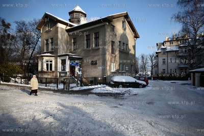 Sopot. Biblioteka im.Jozefa Wybickiego przy ul.Westerplatte.
14.01.2013
fot....