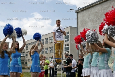 Gdansk Zaspa. Pilkarski turniej dzikich druzyn Do przerwy...
