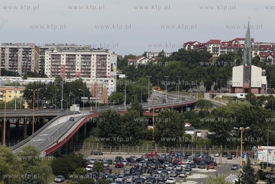 Gdynia. Estakada Kwiatkowskiego.

28.06.2013
fot....