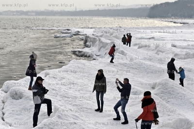 Niedziela na plazy w Gdyni Orlowie.
02.02.2014
fot....