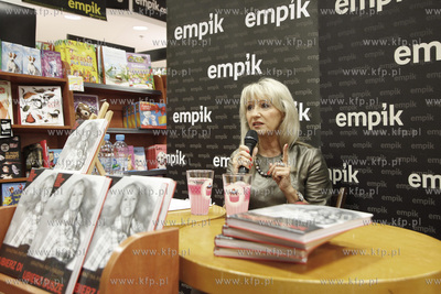 Salon Empik w Galerii Baltyckiej w Gdansku. Spotkanie...