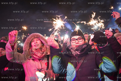 Gdańsk. Targ Węglowy. Wielki Final Orkiestry Swiatecznej...