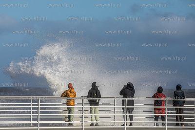 Kołobrzeg. Sztorm na Bałtyku.
23.02.2022
fot. Krzysztof...