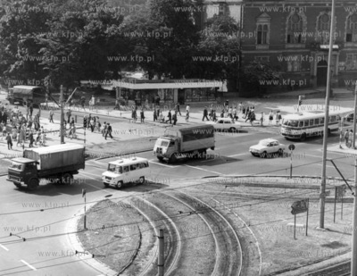 Skrzyzowanie ulic Waly Jagiellonskie z Huciskiem. Po...