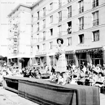 Pokaz mody zorganizowany w Gdansku - Wrzeszczu pomiedzy...