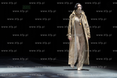 Pokaz mody i bursztynu AMBER Vibes podczas międzynarodowych...