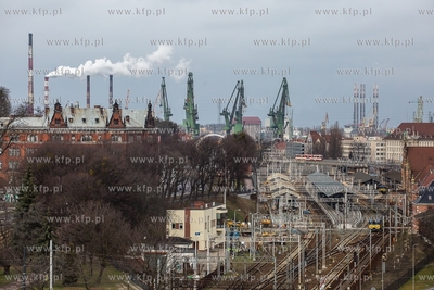 Gdańsk. Panorama z budynku Forum Gdansk.   21.03.2019....