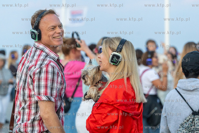 Sopot. Molo. Dni Kurortu w Sopocie. Nz. Silent disco....