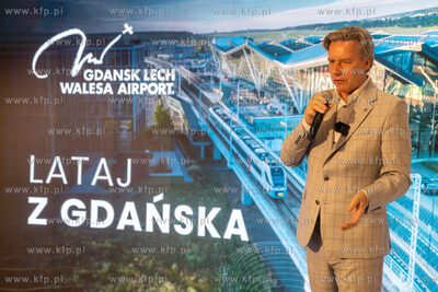 Port Lotniczy Gdańsk im. Lecha Wałęsy. Nz. Konferencja...