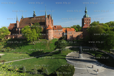 Frombork, Wzgorze Katedralne. Gotycka katedra pw. Wniebowziecia...