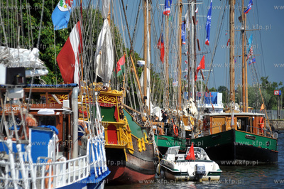 Parada zaglowcow Gdansk Sail na Motlawie 11.07.2010...