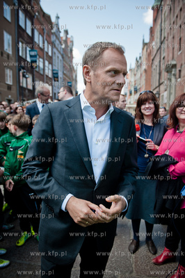 Gdansk. Ulica Dluga. Wizyta Premiera RP Donalda Tuska,...