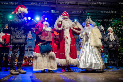 Gdansk. Przywitanie Swietego Mikolaja, parada zaczarowanego...