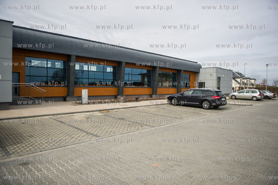 Pruszcz Gdanski. Uroczyste otwarcie krytej
plywalni...