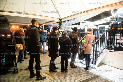 Gdańsk. Targ Węglowy. Zakręcone Walentynki z Kołem...