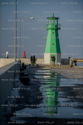 Gdańsk.  Falochron Zachodni w Nowym Porcie.
16.02.2017
fot....