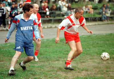 Mecz politykow w Gdynifot. Wojtek Jakubowski /KFP