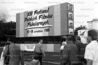 Na rogu ul.Karmelickiej i Podwale Grodzkie znajdowala...