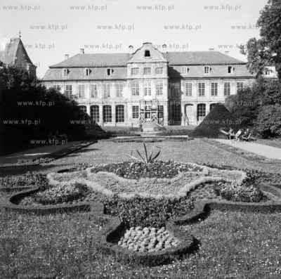 Palac Opatow i Park Oliwski w Gdansku Oliwie. 1965...