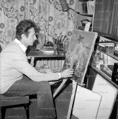 Docent dr Zbigniew Szczepanek wykładowca w WSM w Gdyni...