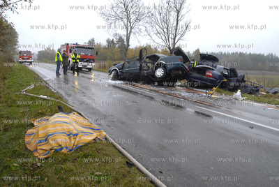 Borzytuchom pod Bytowem. W czolowym zderzeniu dwoch...
