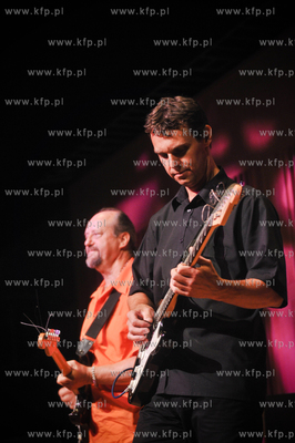 Koncert Jubileuszowy zespolu Czerwono Czarni w Filharmonii...