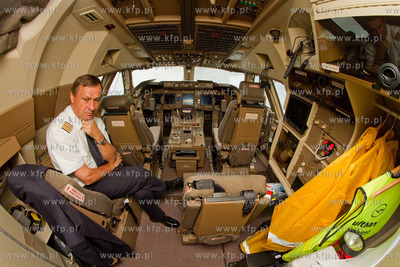 Lotnisko im. Lecha Walesy w Gdansku - Rebiechowo. Wnetrze...