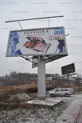 Bilbord sieci Sephora umieszczony na ulicy Kieleckiej...