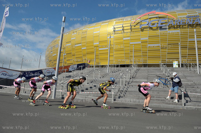 III Maraton Sierpniowy - Puchar Swiata we Wrotkarstwie...