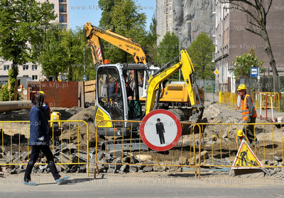 Gdansk. Dolne Miasto. Remont i przebudowa ulicy Lakowej....