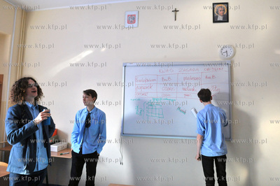 Gimnazjum św. Jana de La Salle w Gdańsku. Egzamin...