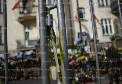 Sopot. 8:56 w całej Polsce zabily dzwony i rozlegly...