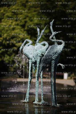 Gdansk Wrzeszcz. Fontanna przy al. Grunwaldzkiej.
03.06.2011
fot....