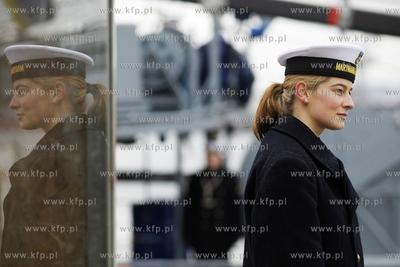 Port Wojenny w Gdyni Oksywiu. Dni Otwarte Koszar -...