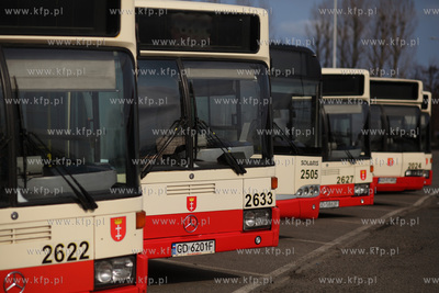 Zajezdnia autobusowa ZKM przy ul. Hallera w Gdańsku.
13.03.2015
fot....