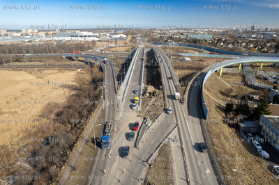 Estakada na ul. Elbląskiej nad Trasą Sucharskiego...
