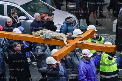 Gdynia, ul. Świętojańska. Gdyńska Droga Krzyżowa....